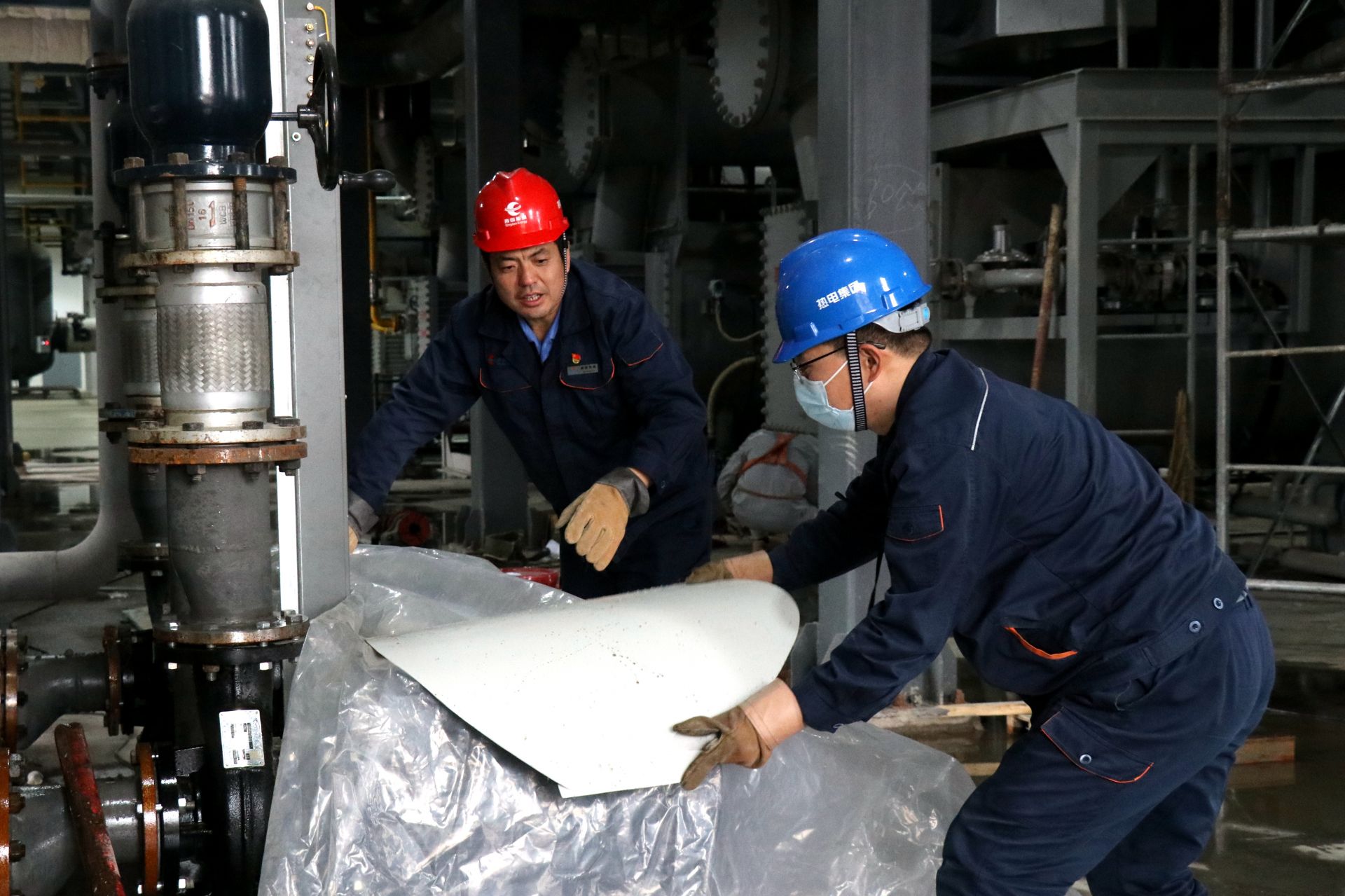 強寒潮來襲，青島“溫暖防線”全面啟動 供熱、公安、電氣機械檢測服務協(xié)同作戰(zhàn)
